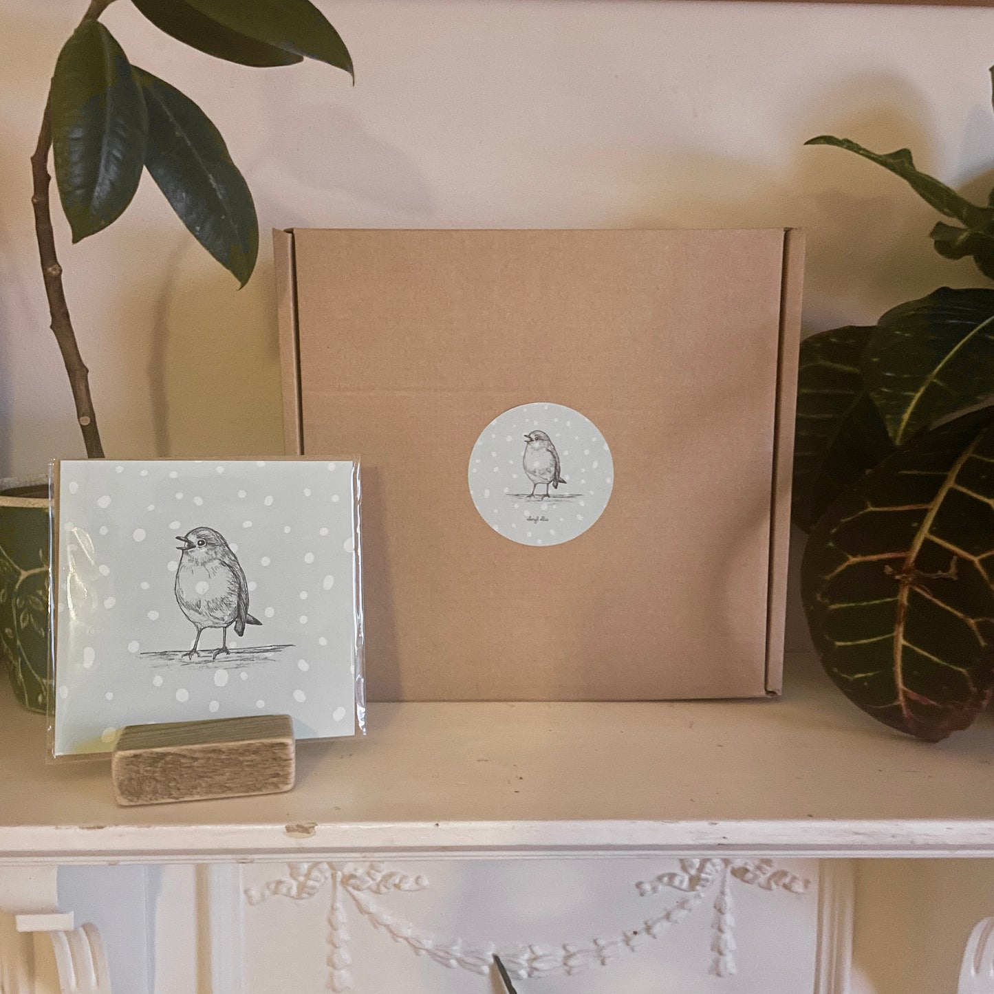 Cockatoo Plate - The BirdLife Collection